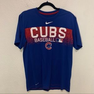 Nike The Nike Tee Chicago Cubs Baseball Graphic Tee T-shirt mens Medium